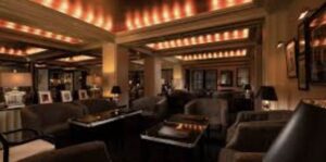 The Commodore Bar & Restaurant minisota