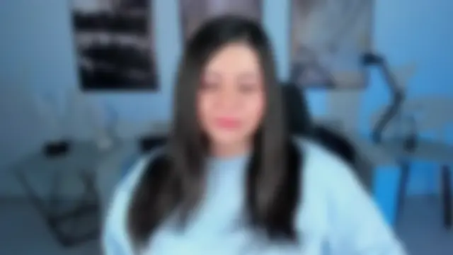 Alexia, 27