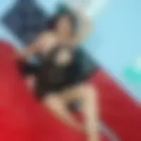 Adela, 36