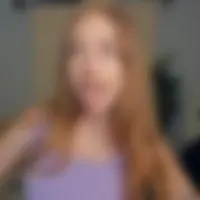Simone, 21