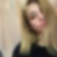 Mackenzie, 31