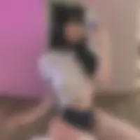 Natalie, 23